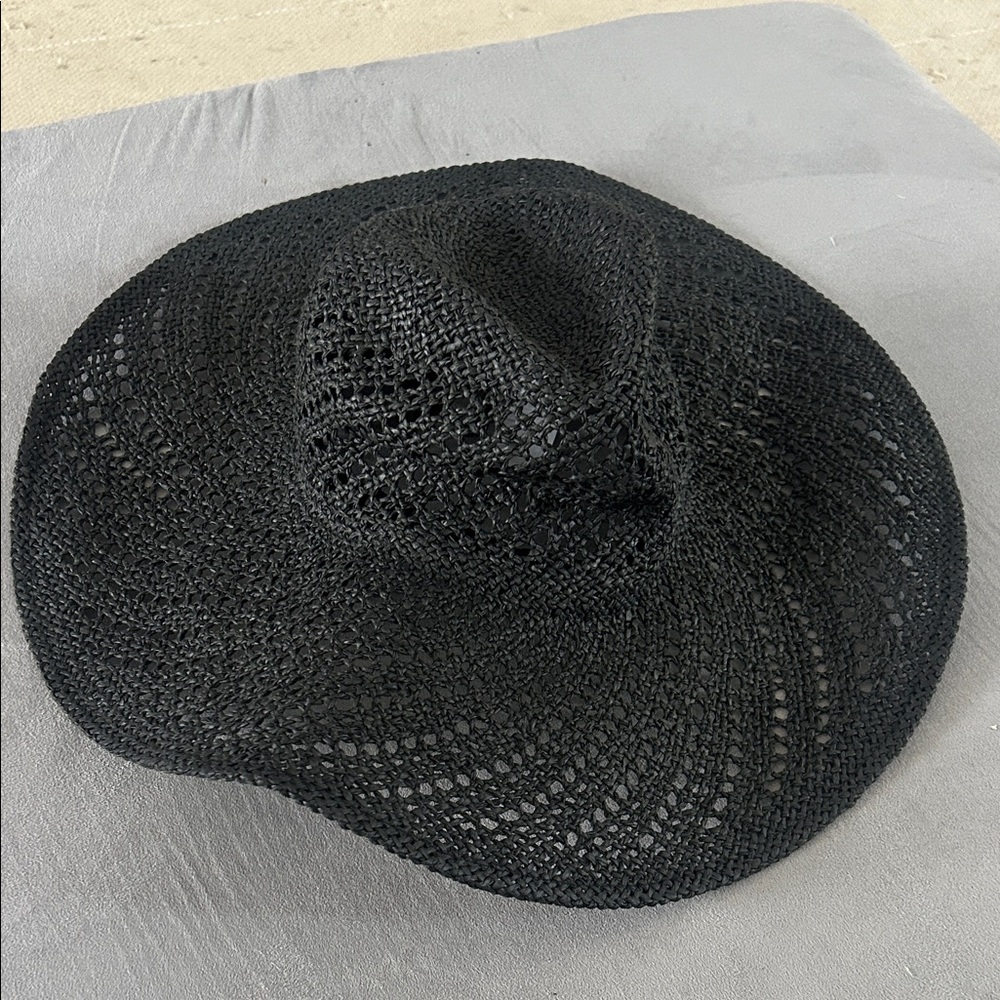 Banana Republic Black Crochet straw vacation chic Hat